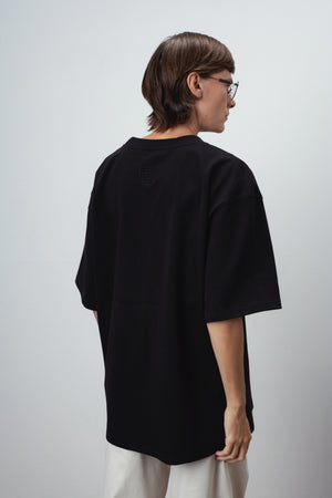BASIC MONOGRAM T-SHIRT IN BLACK
