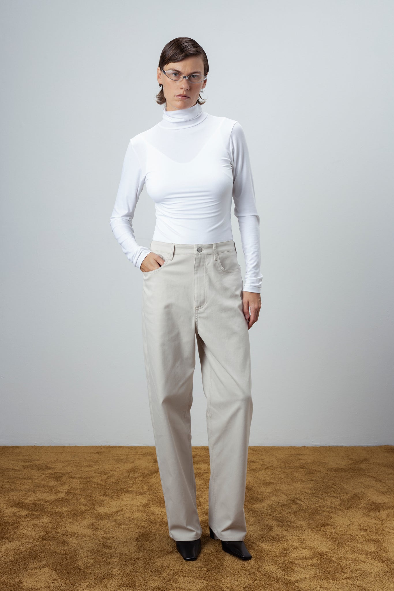 JEANS IN ECRU