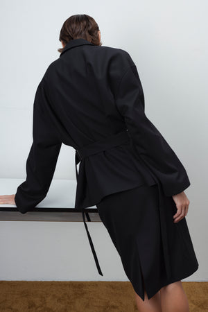 WOOL ZIP-UP BLAZER IN BLACK