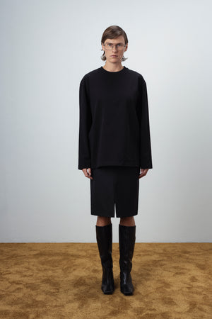 BASIC LONG SLEEVE TOP IN BLACK