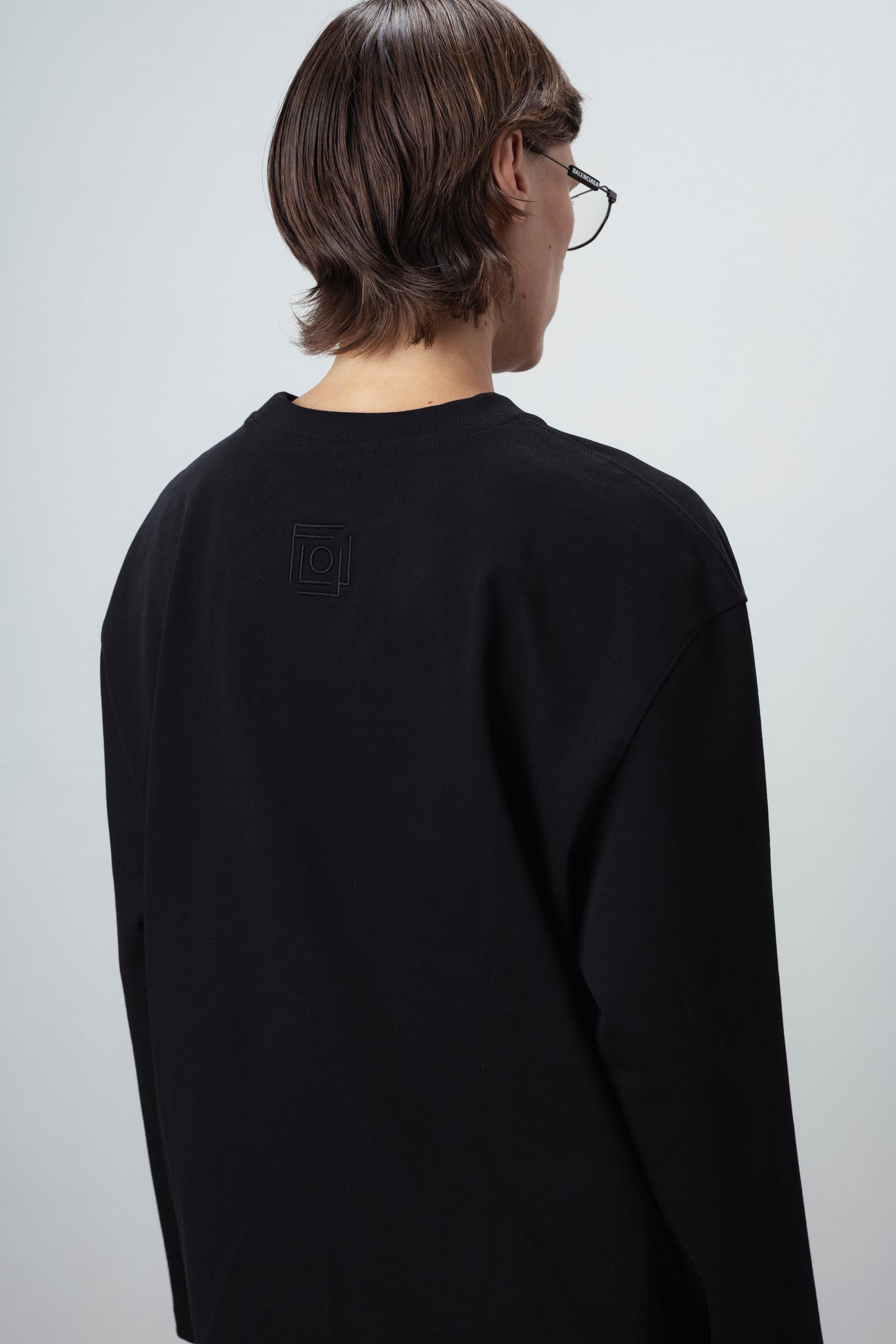 BASIC LONG SLEEVE TOP IN BLACK