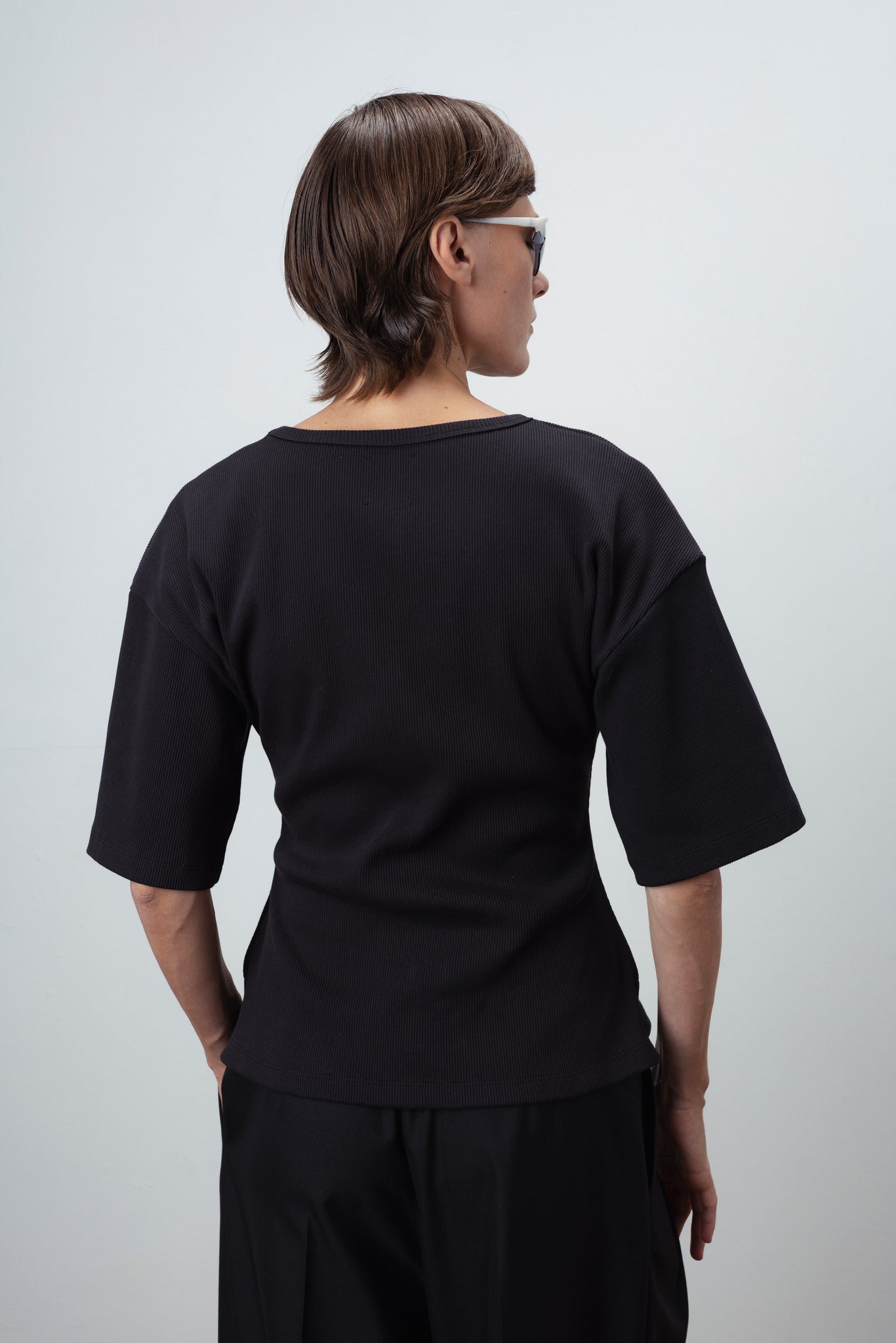 KIMONO T-SHIRT IN BLACK