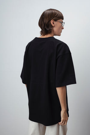 BASIC MONOGRAM T-SHIRT IN BLACK