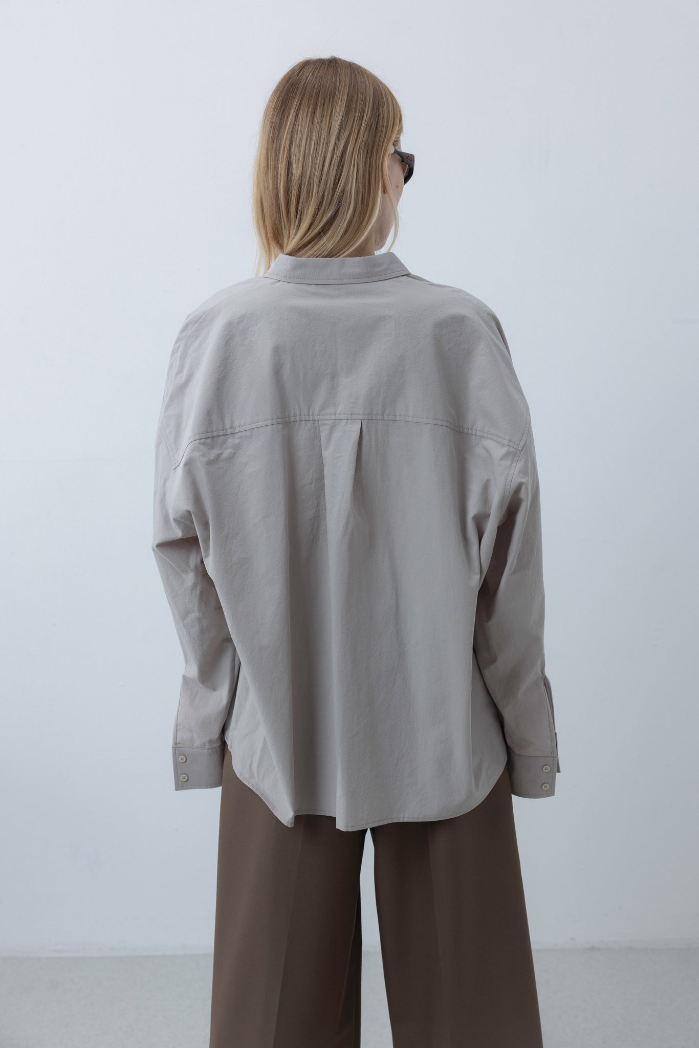 RELAXED SHIRT IN BEIGE