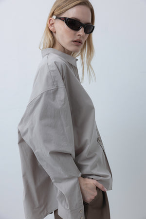 RELAXED SHIRT IN BEIGE