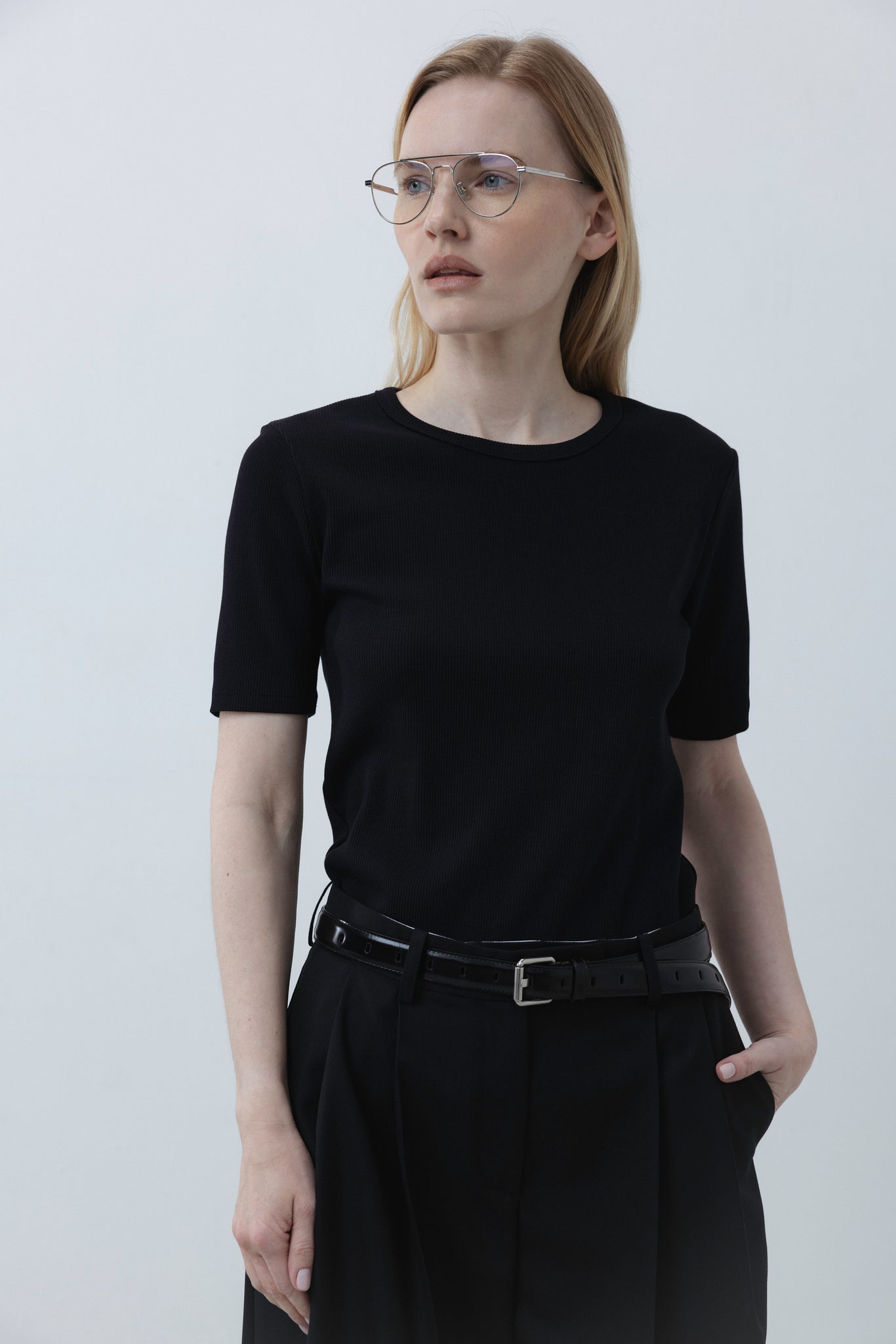 RIBBED T-SHIRT IN BLACK