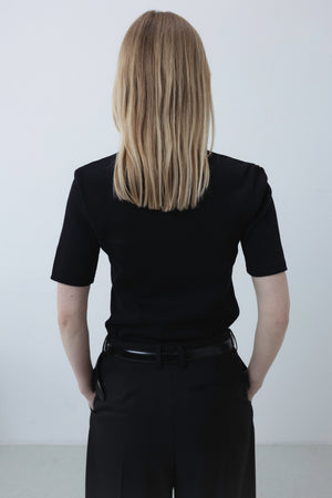 RIBBED T-SHIRT IN BLACK