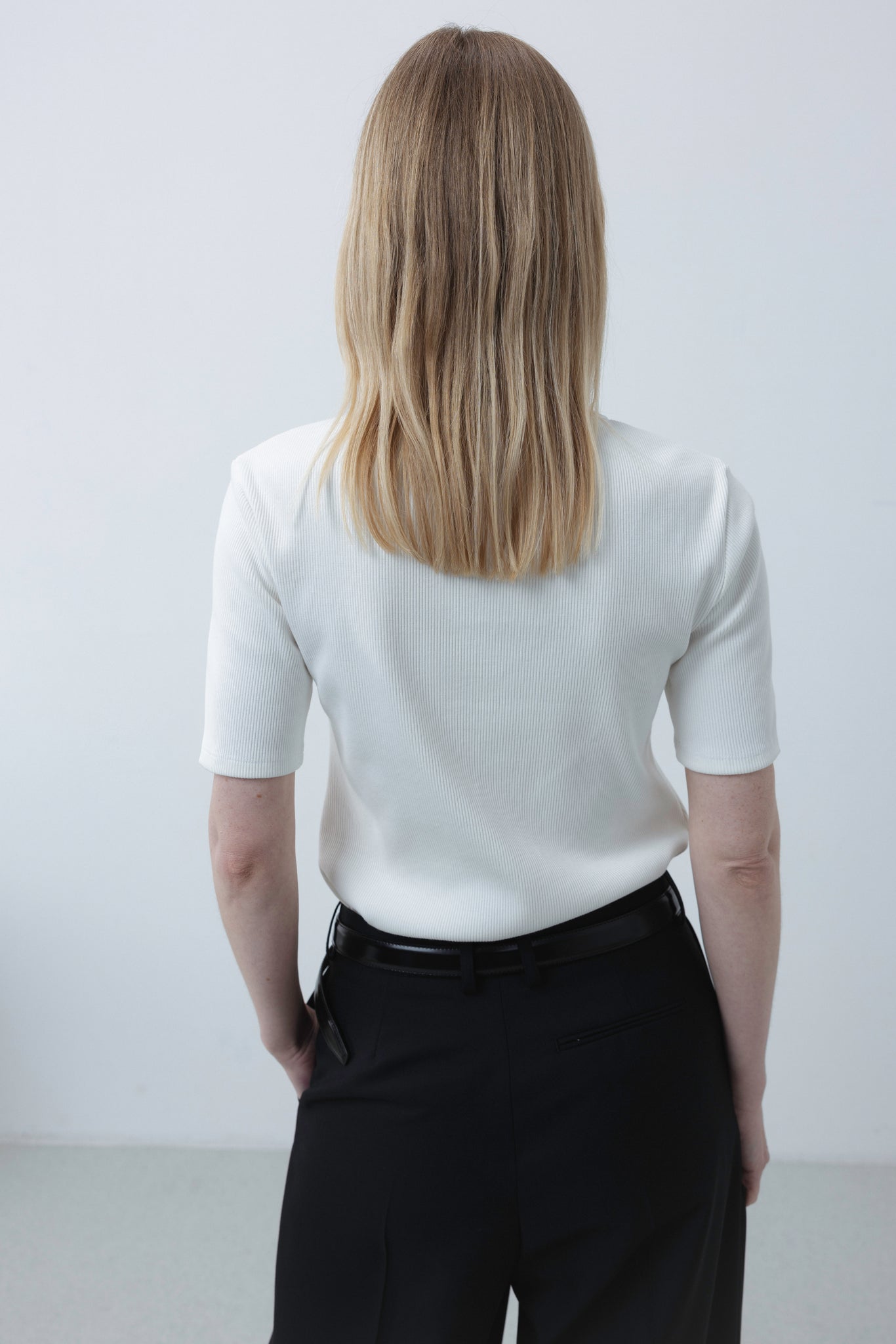RIBBED T-SHIRT IN OFF-WHITE