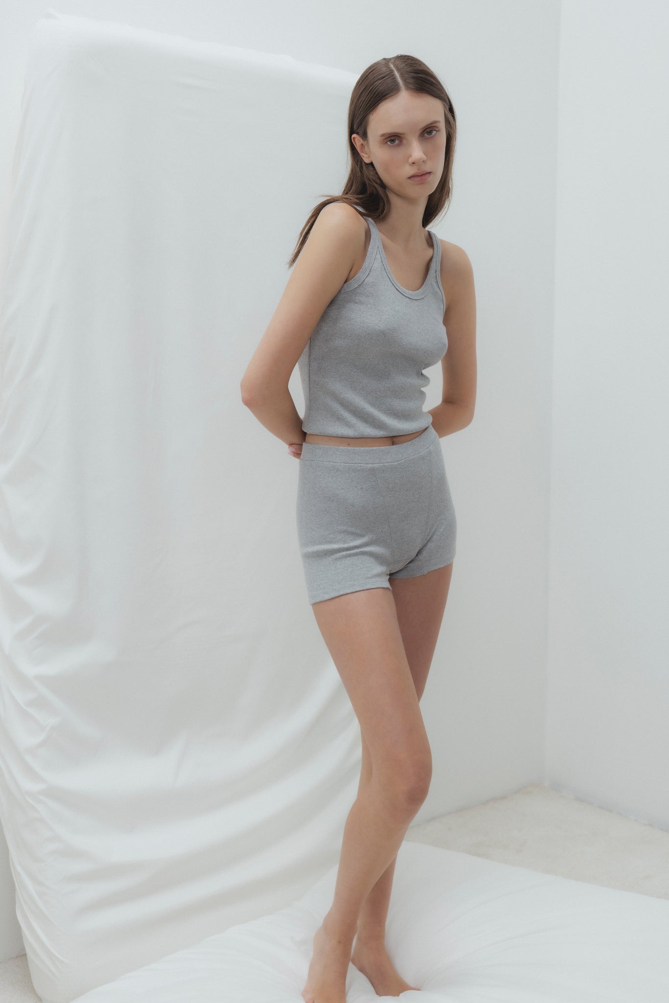 RIBBED COTTON TOP IN GREY