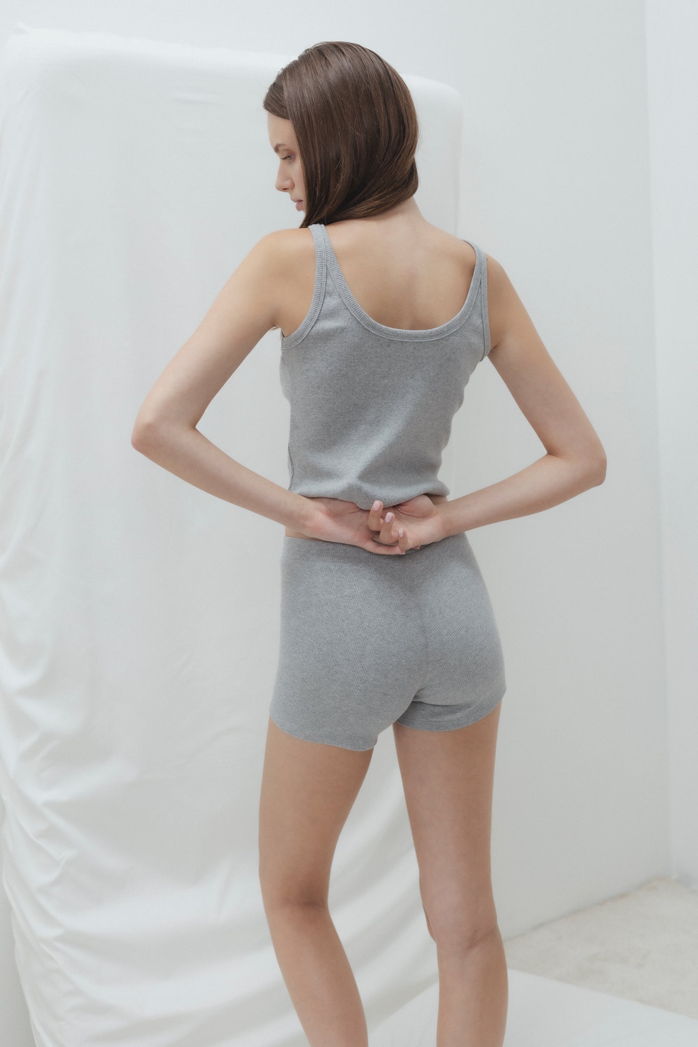 RIBBED COTTON TOP IN GREY