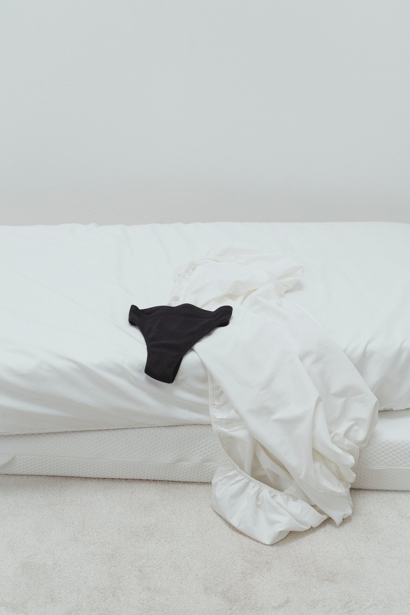 RIBBED BAMBOO BRIEFS IN BLACK