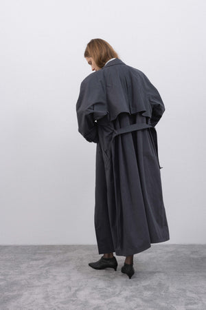 FLOW SIGNATURE TRENCH COAT IN GREY