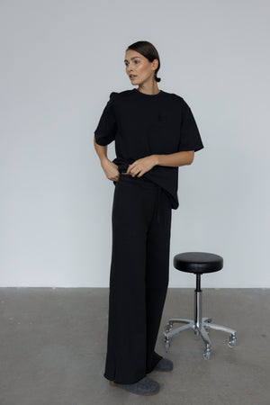 FLOW LOUNGE TROUSERS IN BLACK