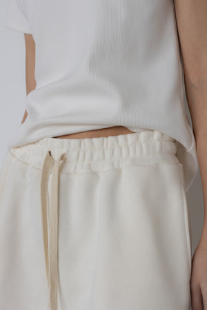FLOW LOUNGE SHORTS IN OFF-WHITE