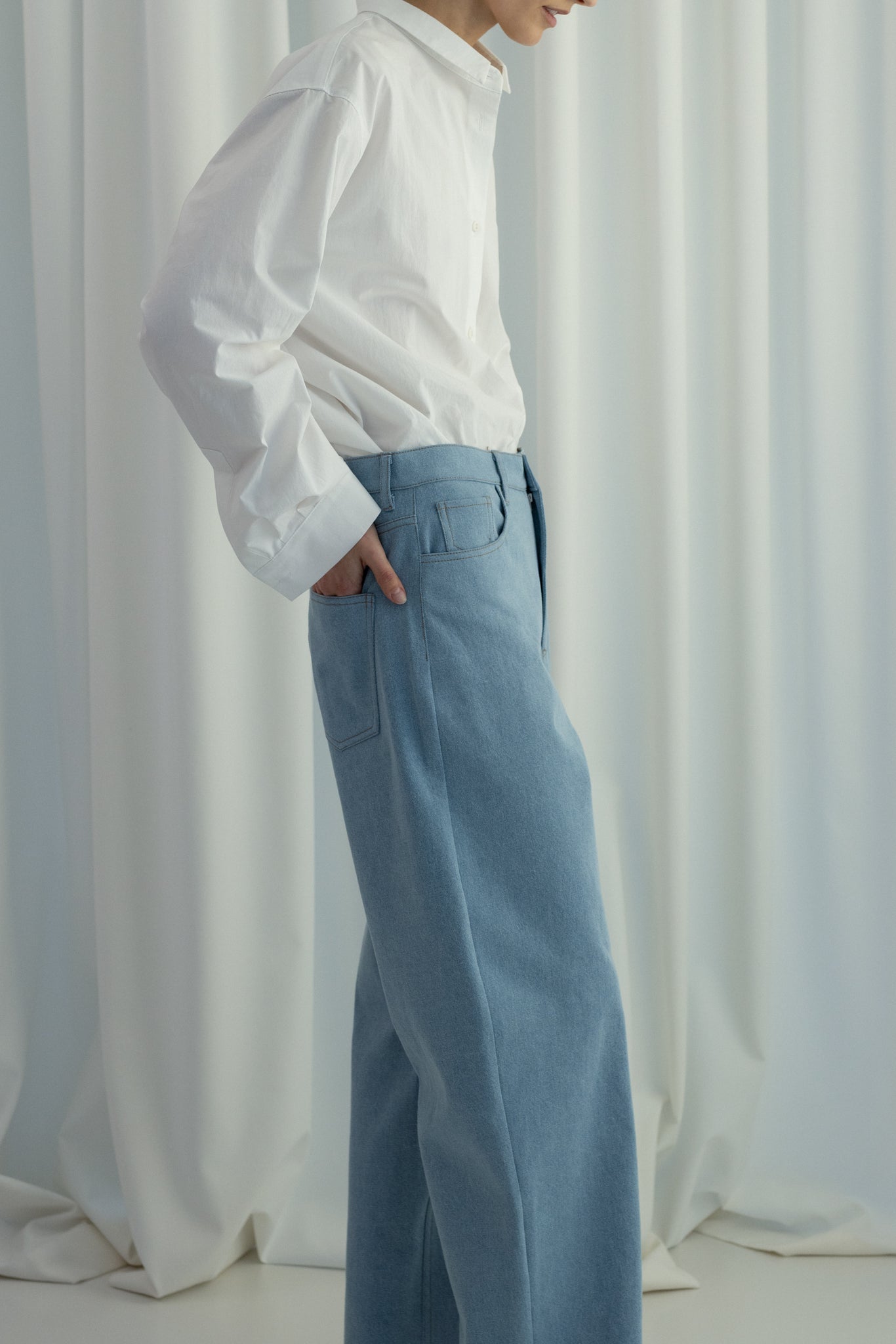 BAGGY JEANS IN LIGHT BLUE