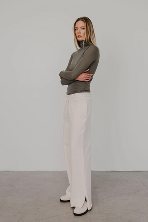 RELAXED TROUSERS